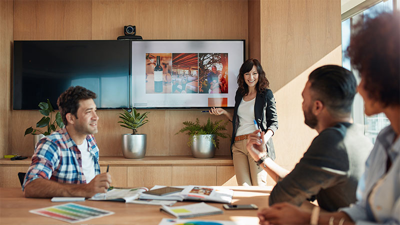 Security practices presented to a team in a meeting room